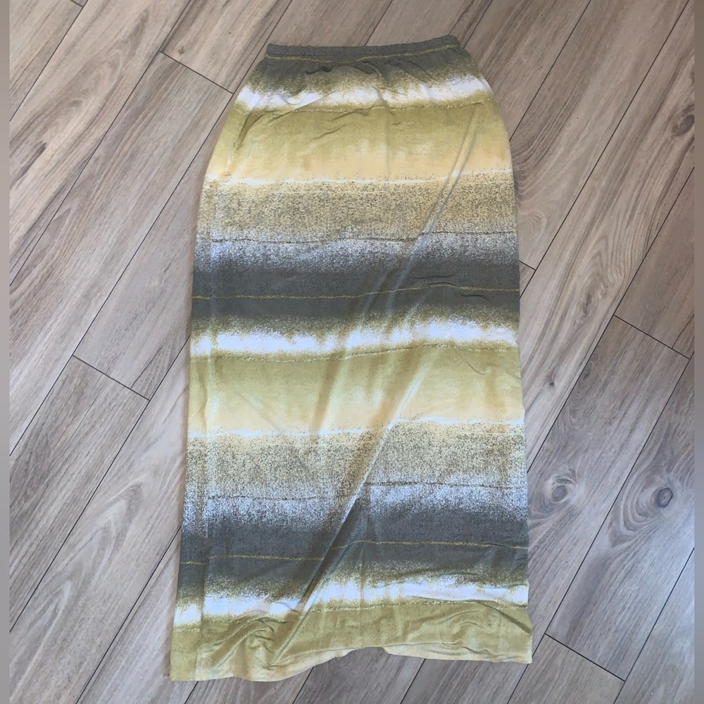 Midi skirt